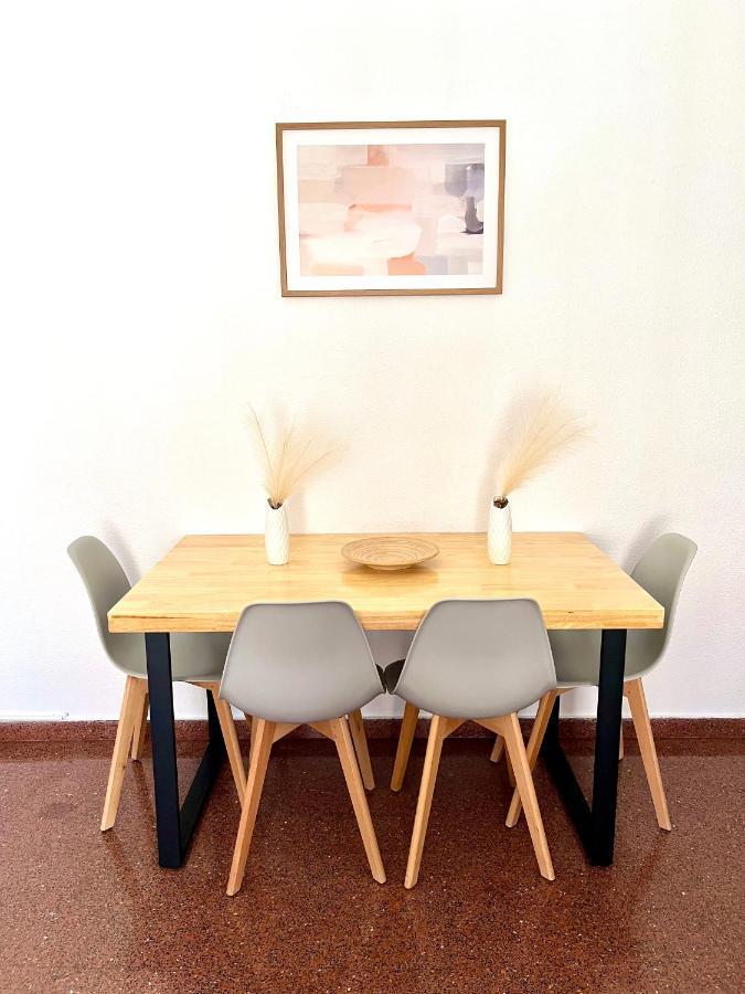 Vera Apartment, Acogedor Y Tranquilo En El Corazon De La Ciudad 安特克拉 外观 照片